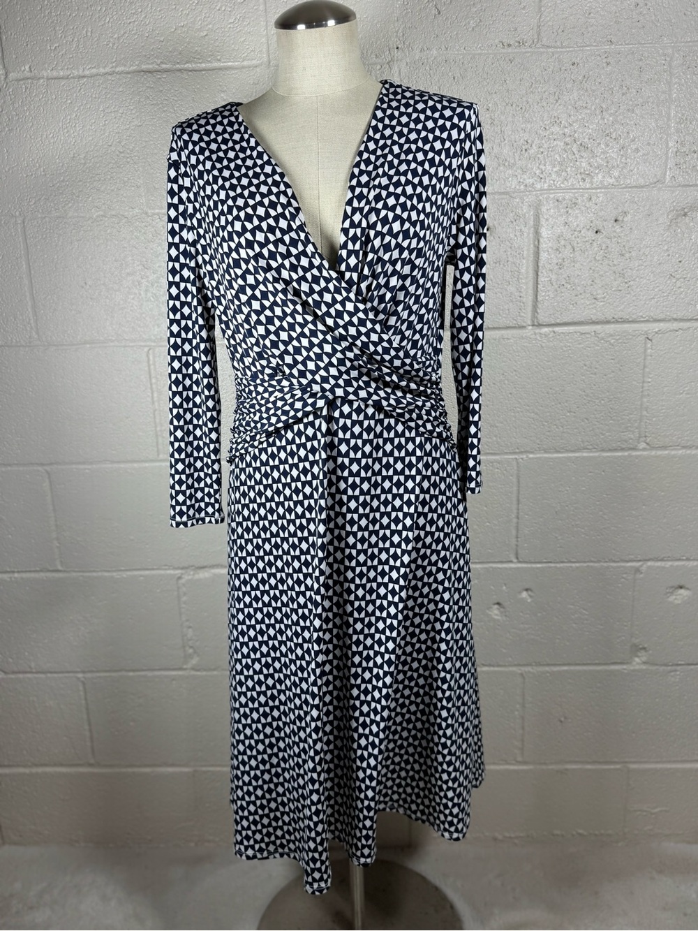 NWT Blue & White Brooks Brothers Geometric Dress Medium